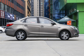 2015款逸动1.6L自动豪华型