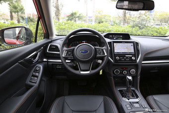 2018款斯巴鲁XV 2.0L自动全驱豪华版EyeSight