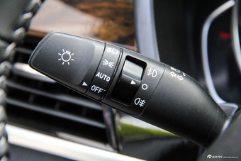 2016款汉腾X7 2.0T自动尊享型