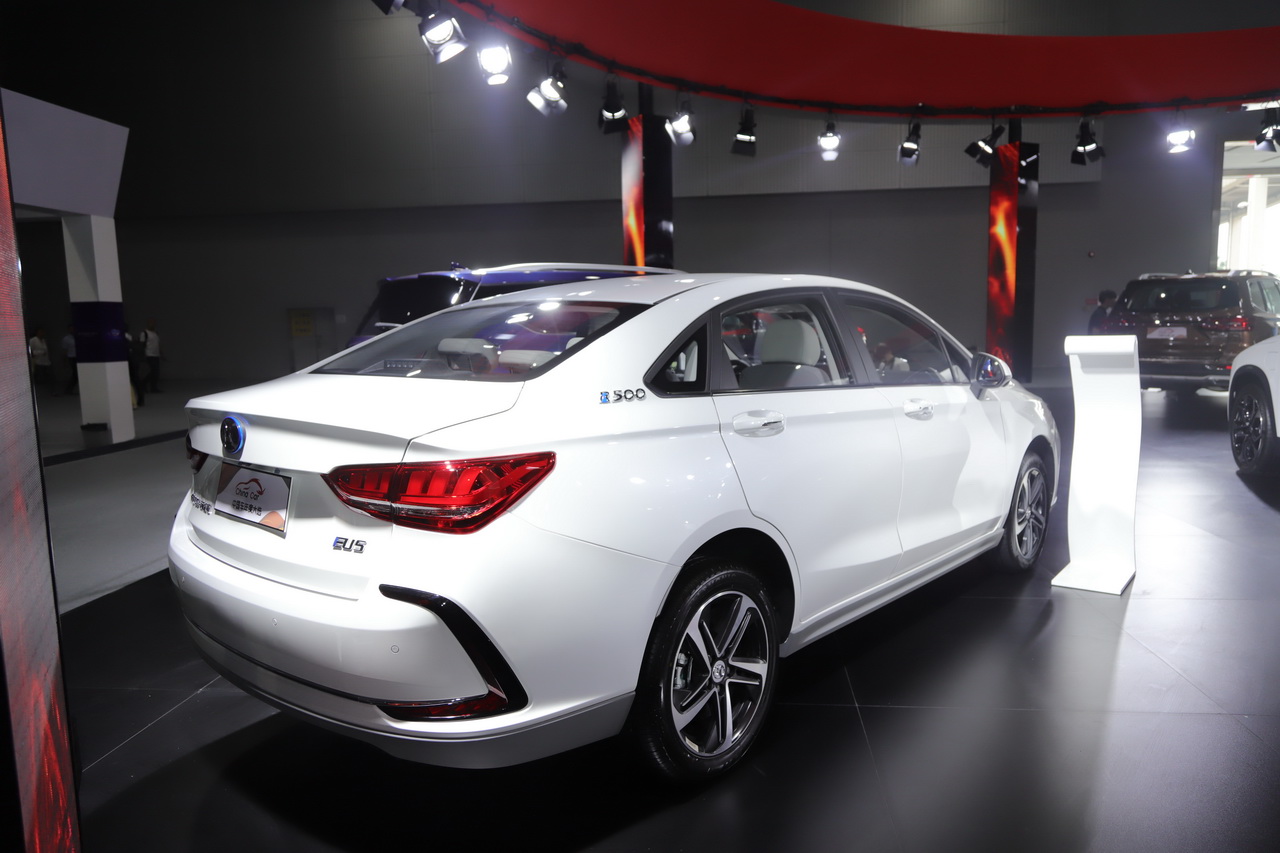 2018广州车展实拍：北汽新能源EU5