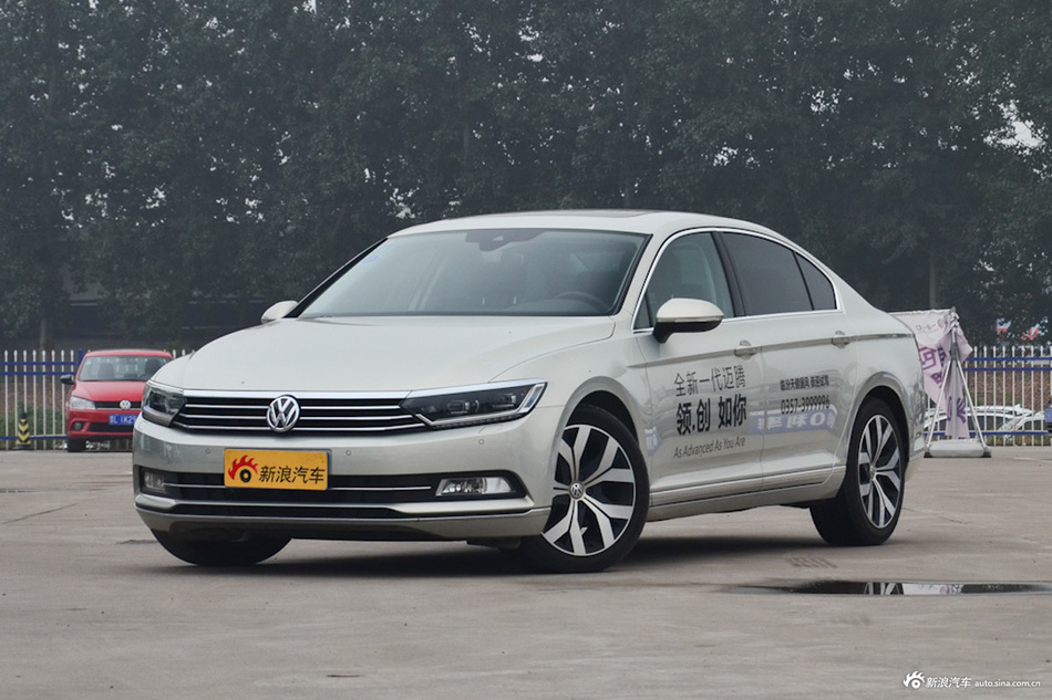  2017款迈腾2.0T自动380TSI DSG豪华型