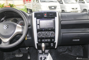 2015款吉姆尼1.3L自动Mode3导航版