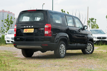 2018款欧尚X70A 1.5L手动标准型