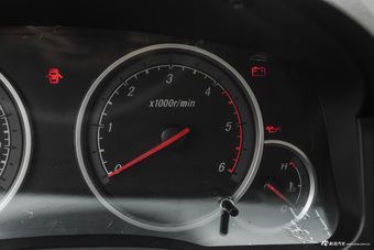 2015款 萨普 2.8T两驱舒适版5235长