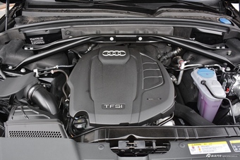 2017款奥迪Q5 Plus 2.0T自动40TFSI舒适型