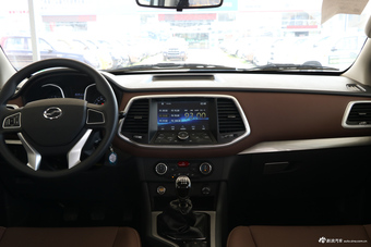 2018款领主2.5T手动柴油超享版两驱舒适型标双SD4V25R-100