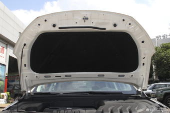 2018款北汽绅宝D50 1.5L CVT尊享智联版