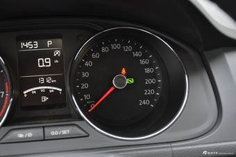 2017款朗行1.2T自动舒适版180TSI DSG