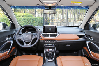 2017款宝骏510 1.5L手动舒适型图片