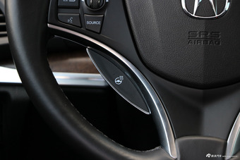 2017款讴歌MDX 3.0L自动尊驭版