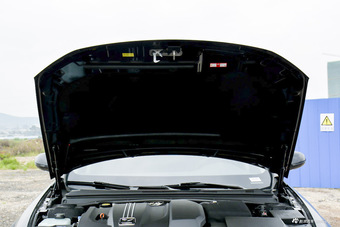 2016款众泰Z700 1.8T自动DCT尊贵型