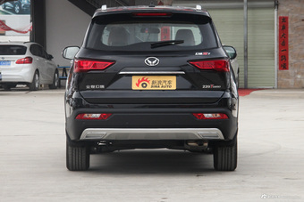 2018款北汽幻速S7 1.5T 自动尊享型