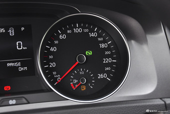 2016款高尔夫1.6L自动时尚型