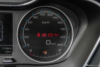 2016款远景SUV 1.3L自动豪华型