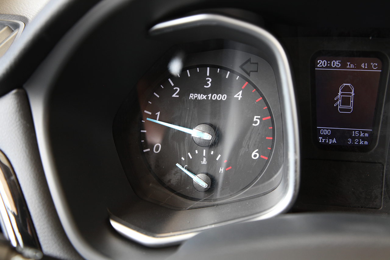 2018款领主2.5T手动柴油两驱豪华型