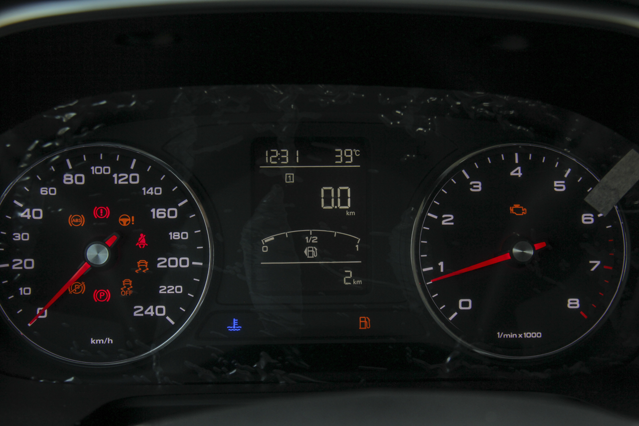 2018款荣威RX5 1.5T 20T手动两驱互联网智惠版