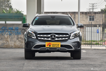 2017款奔驰GLA级 GLA200 1.6T自动时尚型