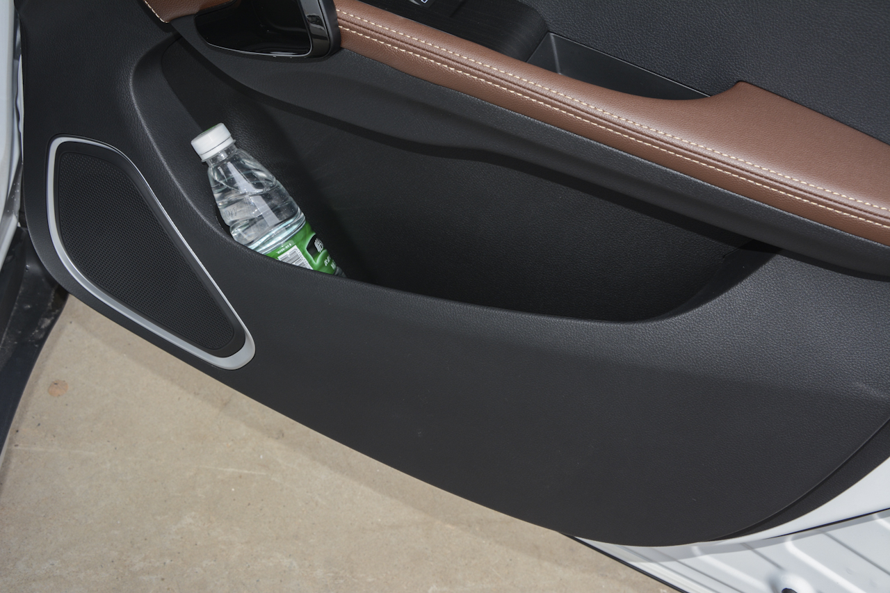 2017款斯威X7 1.5T自动智享型 