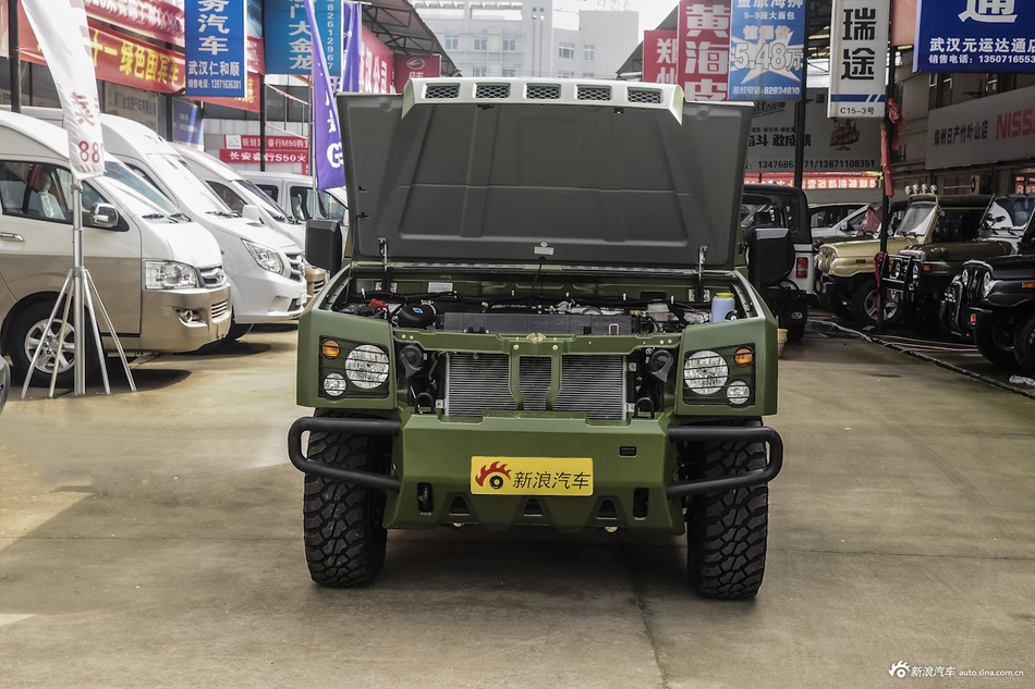 2013款 勇士 2.7L 三门四驱汽油版