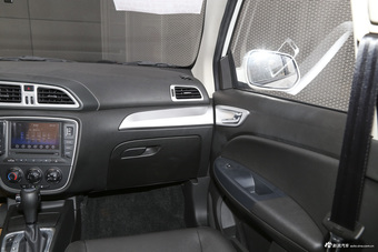 2016款骏派D60 1.8L自动尊贵型