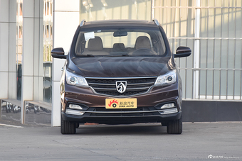 2017款宝骏730 1.5T手动风尚型7座