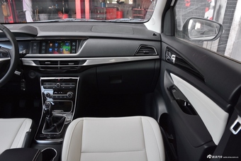 2018款长安A600 1.5L 手动豪华型