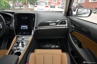 2018款比亚迪秦EV450 智联锋尚型