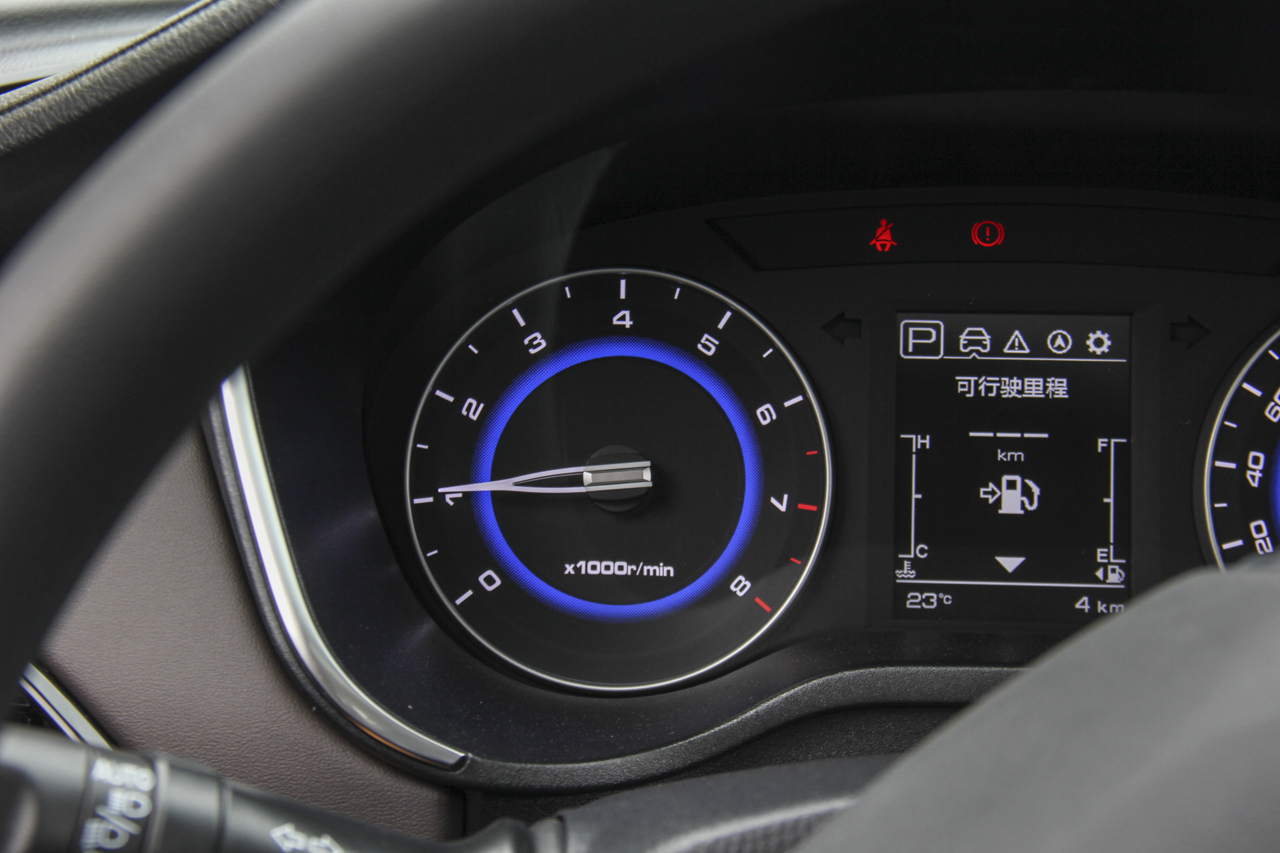 2018款逸动DT 1.6L自动智享型