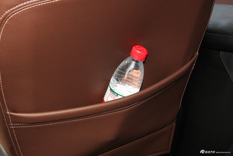 2017款宝骏560 1.5T DCT尊享型