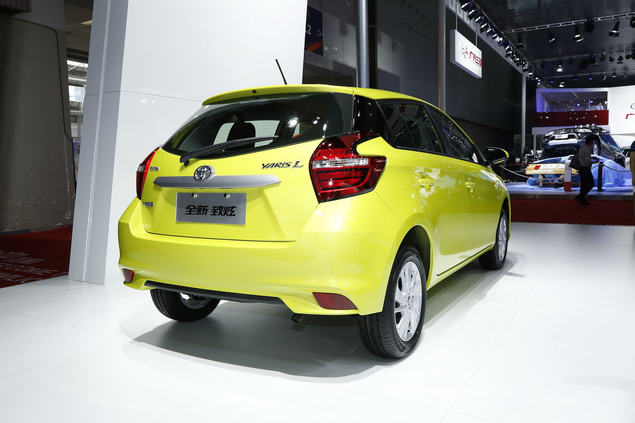 YARiS L致炫