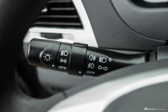 2016款 拓陆者 2.8T E3 柴油两驱舒适版BJ493ZLQ4