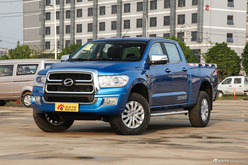 2018款领主2.5T手动柴油大双四驱超豪华型 