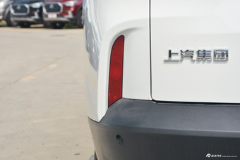 2017上汽大通D90 2.0T自动四驱北极星