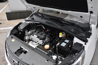 2017款宝骏310W 1.5L手动舒适型