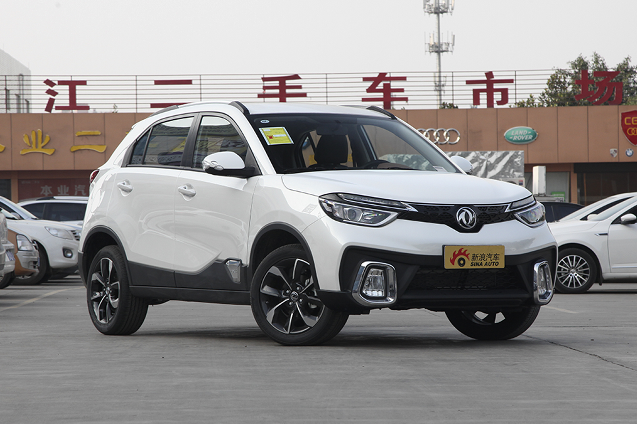 2017款风神AX4 1.6L手动潮尚型