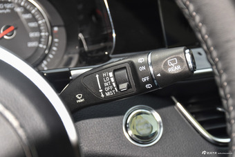 2017款众泰T600 Coupe 1.5T手动尊享型