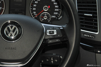 2018款夏朗2.0T自动旗舰型7座380TSI