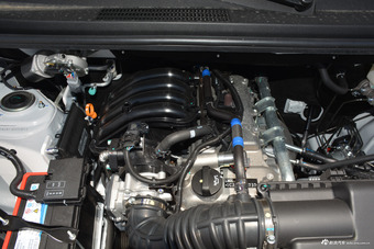 2016款五菱荣光V 1.2L手动实用型