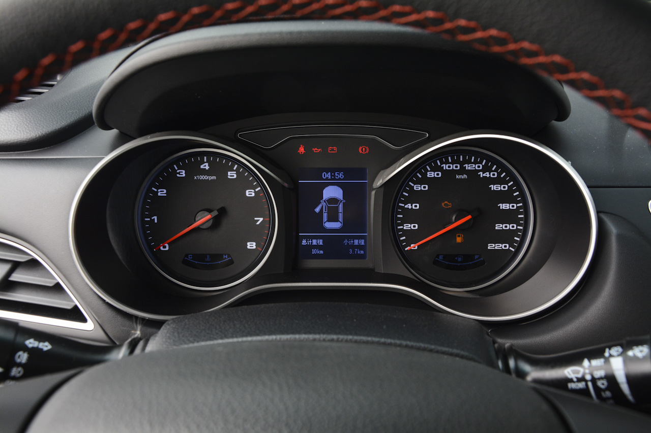 2018款瑞风S3定制版1.5L手动豪华智能型