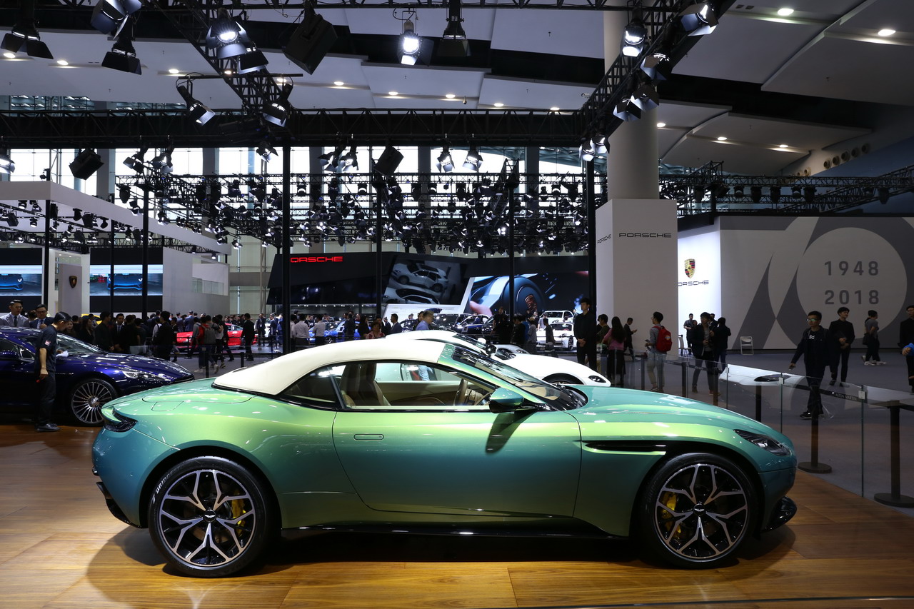 DB11
