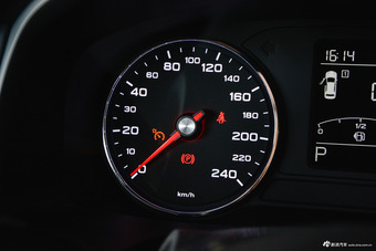 2018款荣威i6 1.5T自动互联网智享版20T