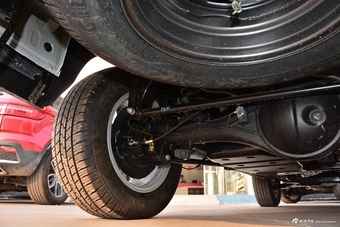 2018款陆风X8 1.8T手动汽油4X4豪华型