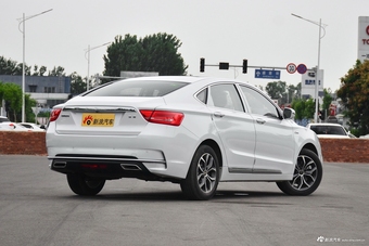 2017款吉利博瑞1.8T尊贵型