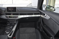 2017款奥迪A4L 2.0T自动45TFSI quattro运动型