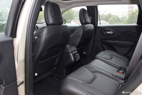 2016款自由光2.0L自动优越版