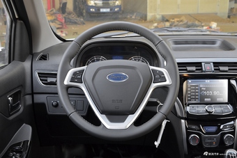 2017款开瑞K50 1.5L手动豪华型