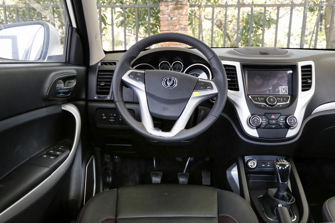 2016款CS35 1.6L手动尊贵型国V