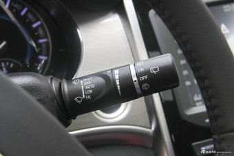 2018款哈弗H2 1.5T手动两驱豪华型红标