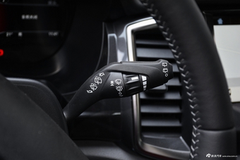 2017款撼路者2.0T自动四驱旗舰版汽油7座