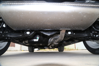 2017款众泰T700 1.8T自动尊享型